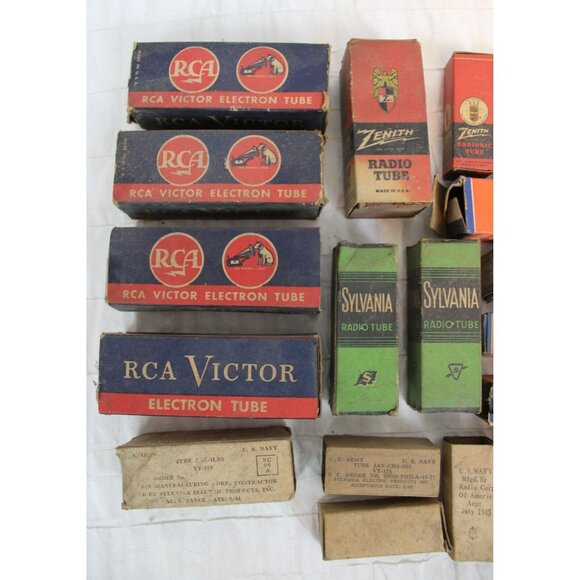 33 Pc VTG 40's 50's Radio Electron Tube Lot TV Vacuum Light RCA Zenith Fall Out - Picture 2 of 8